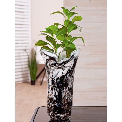 Vase "Petunia" - elegance and craftsmanship in black and white