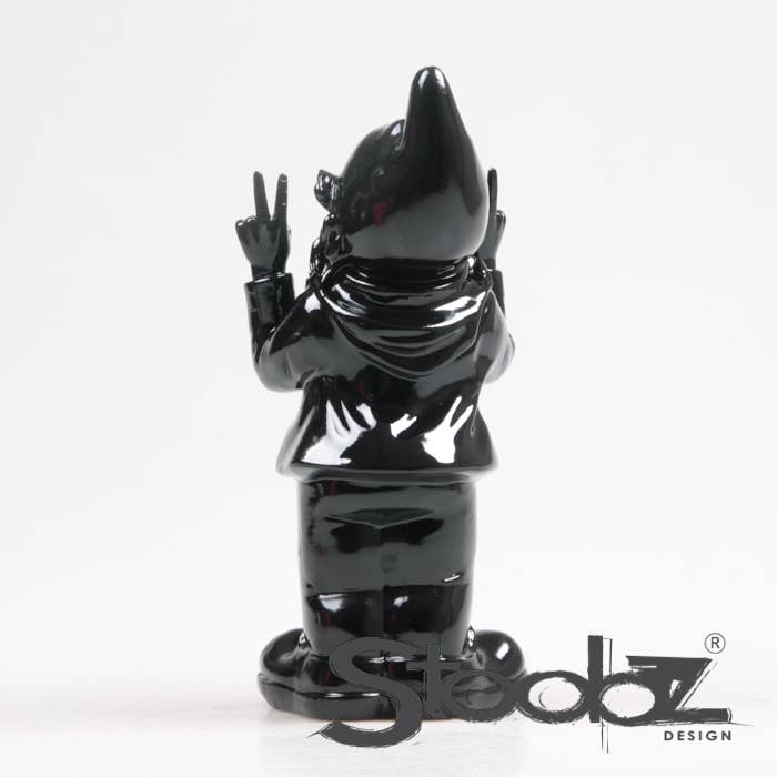 STOOBZ Design Dwarf "Peace" – A sign of peace with style