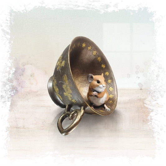 Four-leaf clover mouse made of cold cast bronze