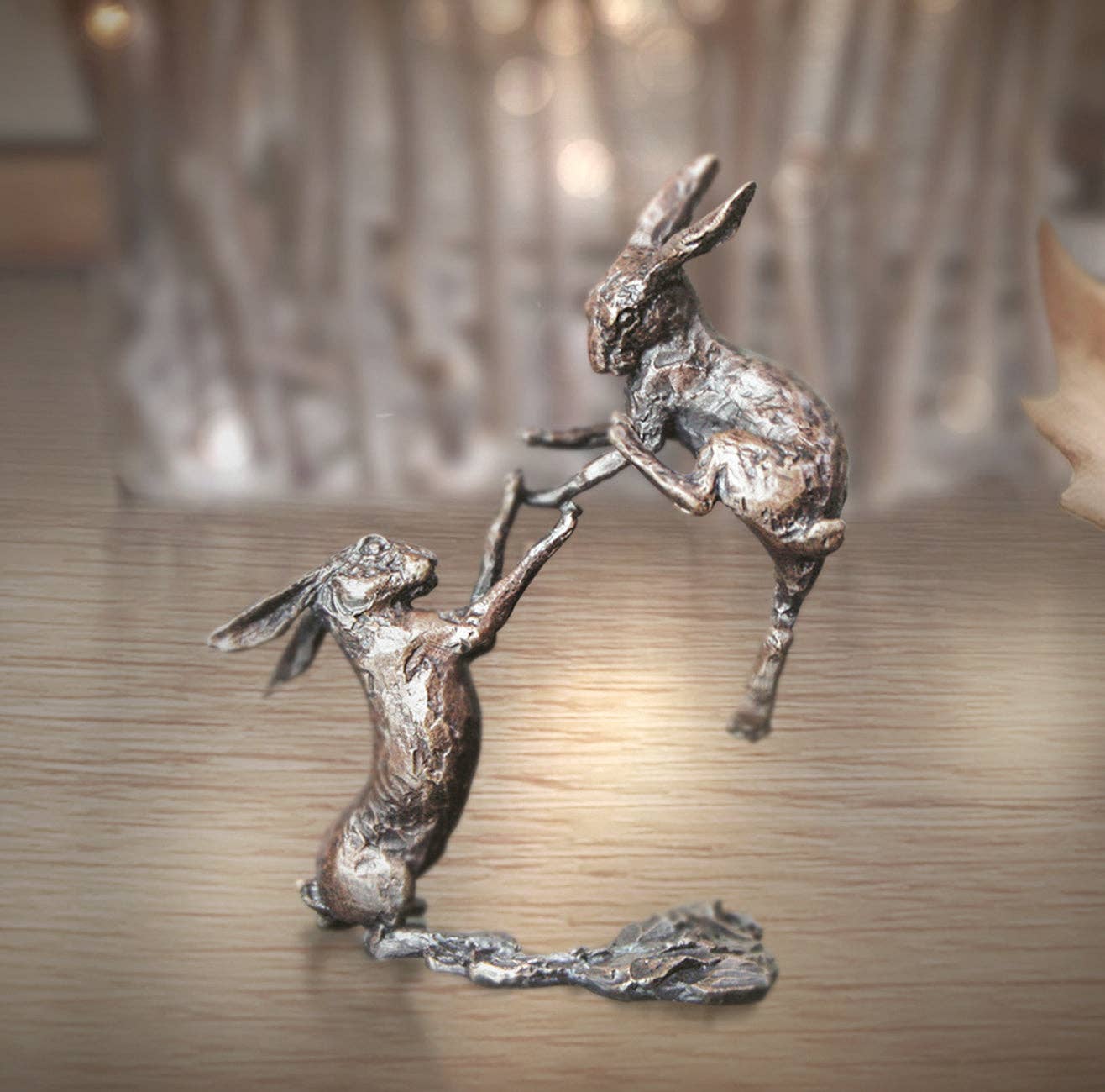 Butler & Peach miniature boxing rabbit made of bronze