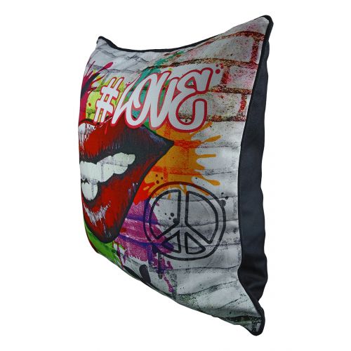 Street Art – Square cushion set with graffiti motif