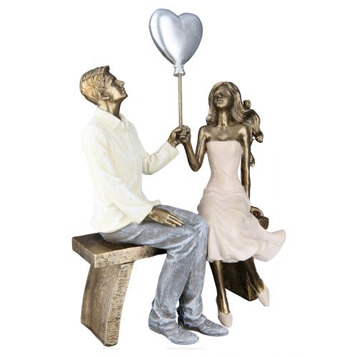 Couple - Romantic resin figure with heart balloon