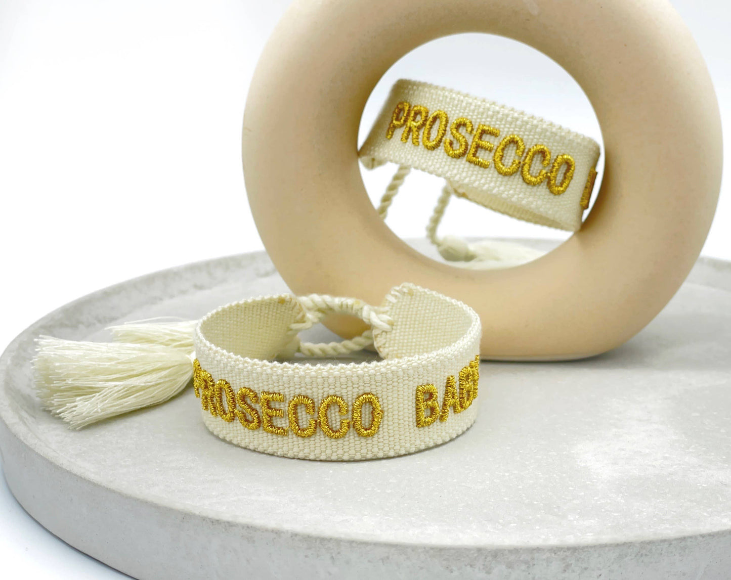 PROSECCO BABY – Gewebtes Statement-Armband mit Charme