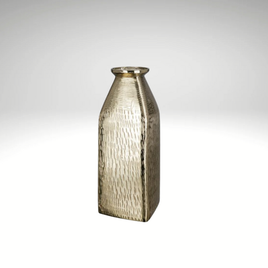 Vase "Lola" – Zeitlose Eleganz in Gold