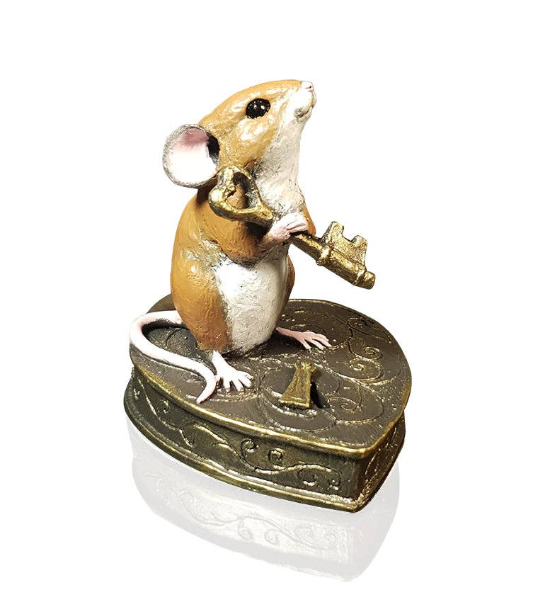 Key to your heart – mouse made of cold cast bronze