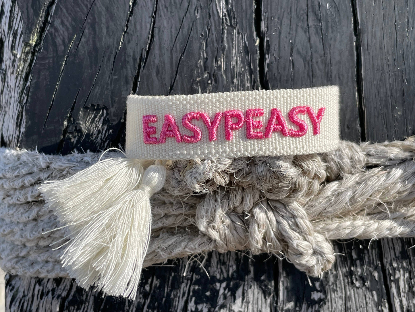 EASYPEASY Statement Armband gewebt, bestickt